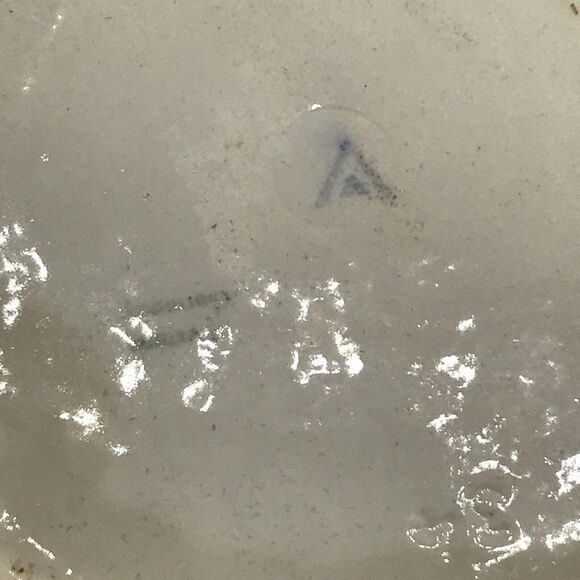 GOEBEL HUMMEL 34 SINGING‎ LESSONS ASHTRAY BOY With BIRD FIGURINE - Picture 8 of 10